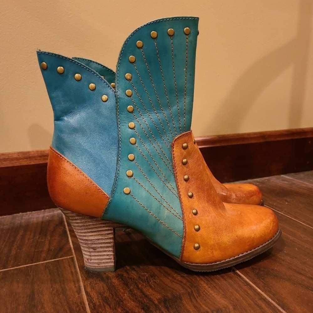 Spring Step L'Artiste Leather Ankle Boots -Quiddity with Shawn Killinger